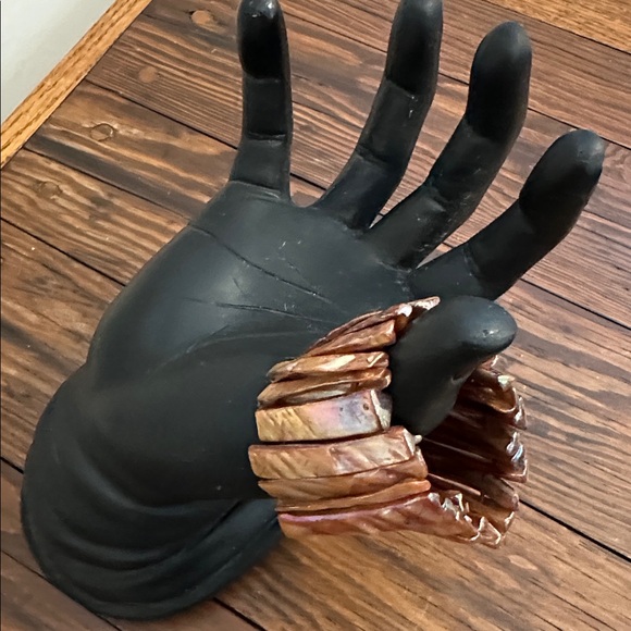 Multicolored shell bracelet - Picture 3 of 4